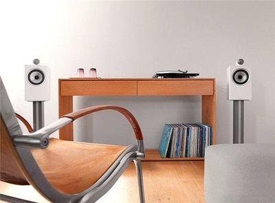 莫欺小,将会让您耳目一新:宝华Bowers & Wilkins 705 S2书架